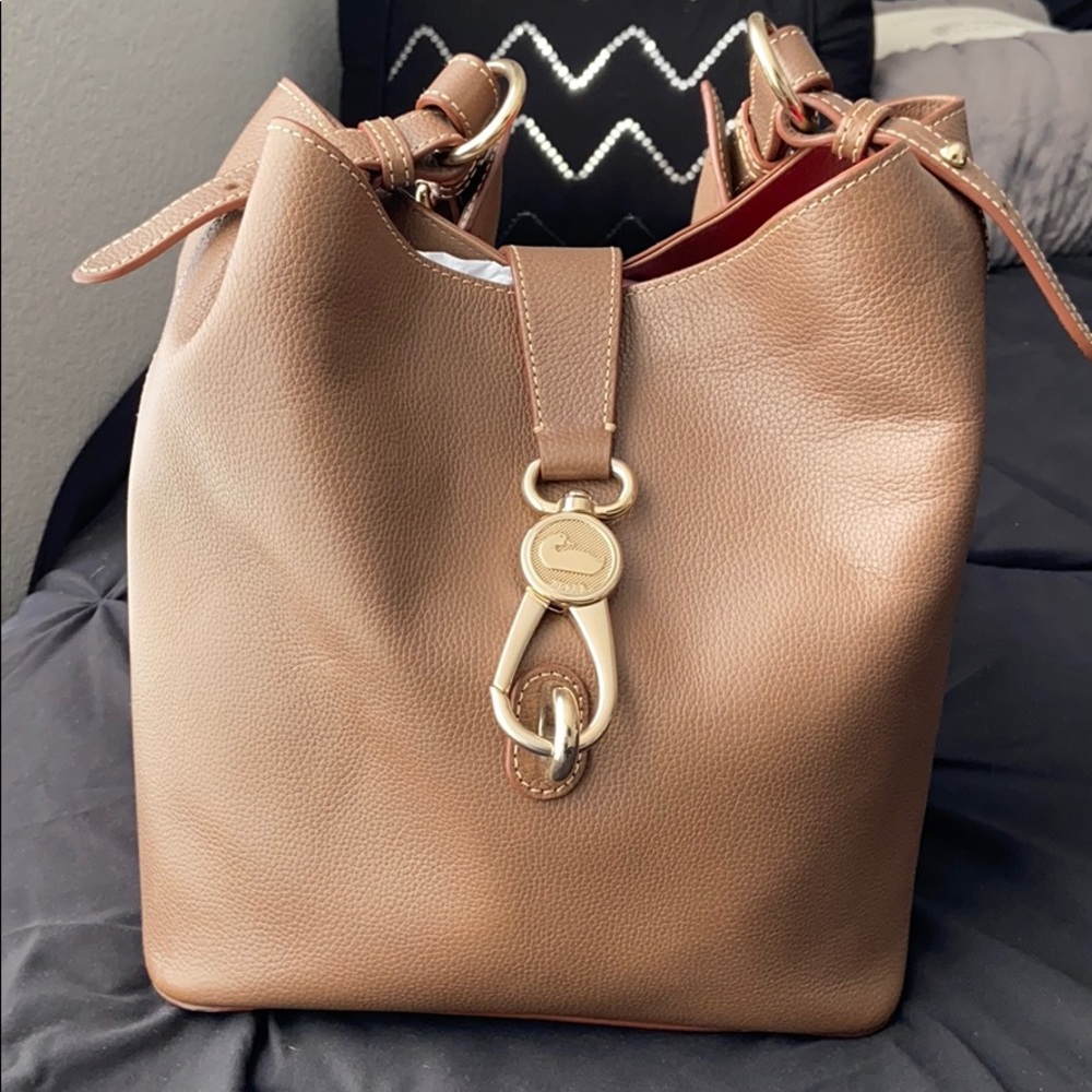 Dooney & Burke Bucket bag and wallet